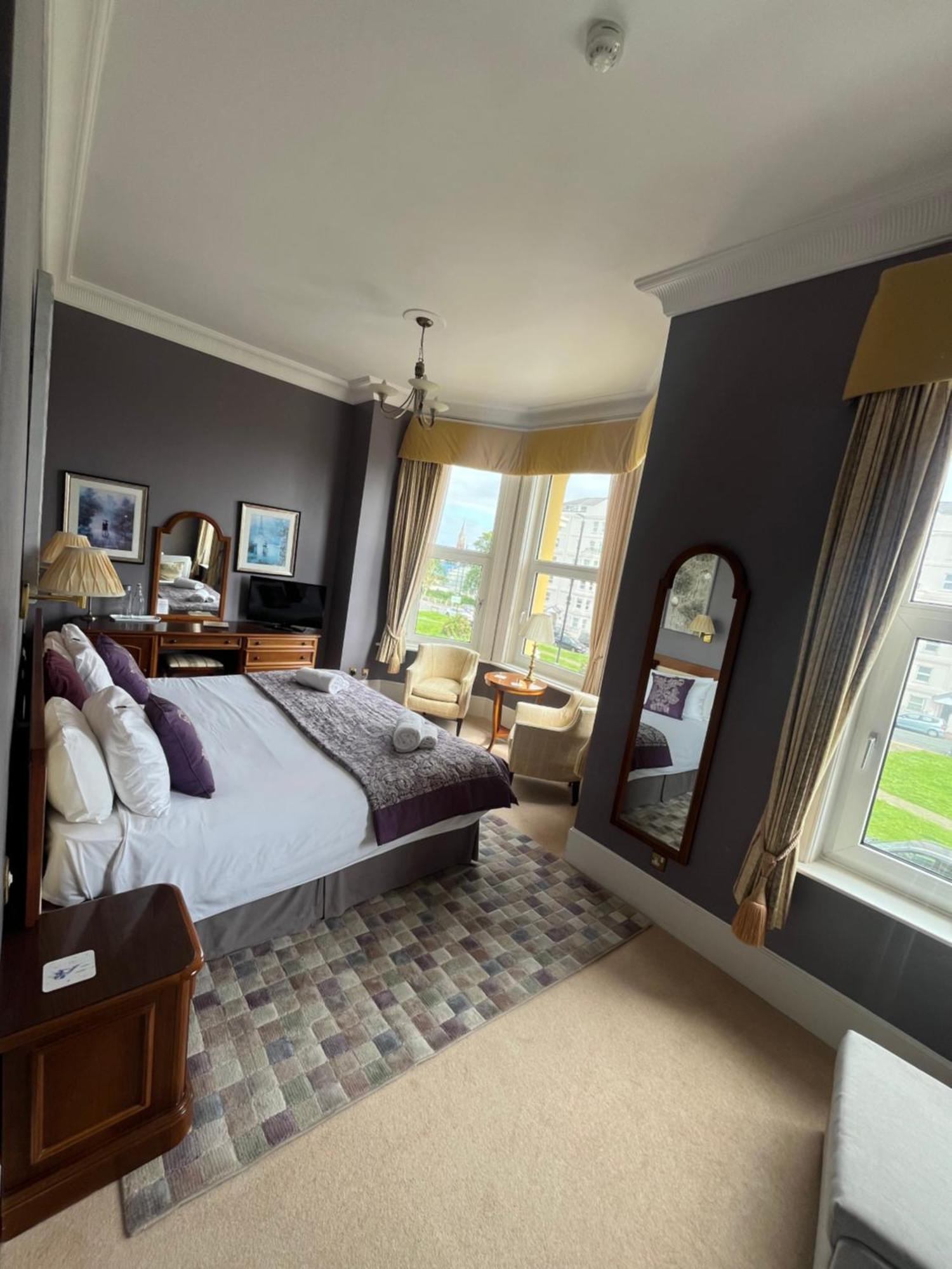 17 Wilmington Square Bed & Breakfast Eastbourne Exterior photo